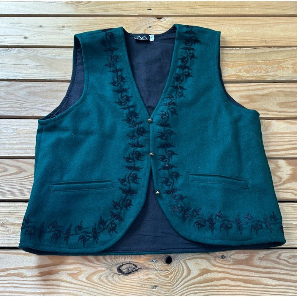 Ganesh Himal Wool Vest Size Large Women’s Green Button Front